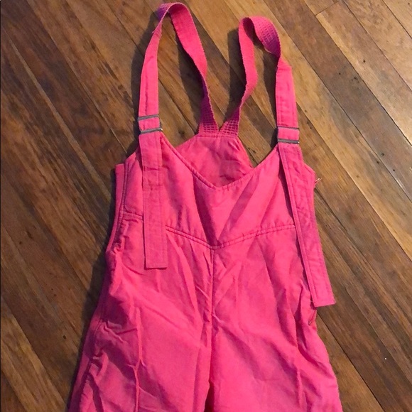 Hot pink ski overalls - Picture 3 of 8